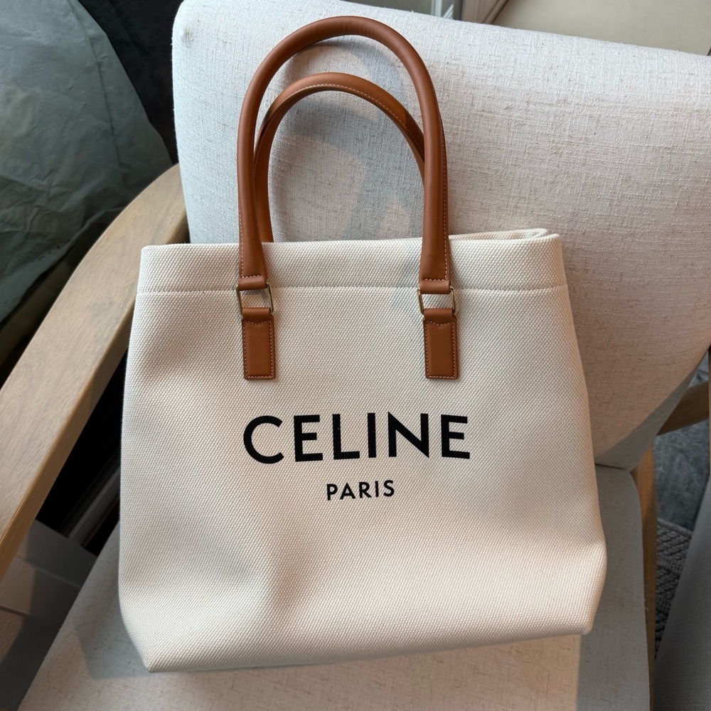 CELINE Horizontal Beige Canvas Calfskin Logo Tote Bag - Picture 2 of 15